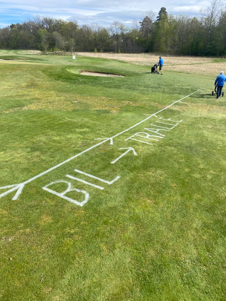 Følg merking på banen!
